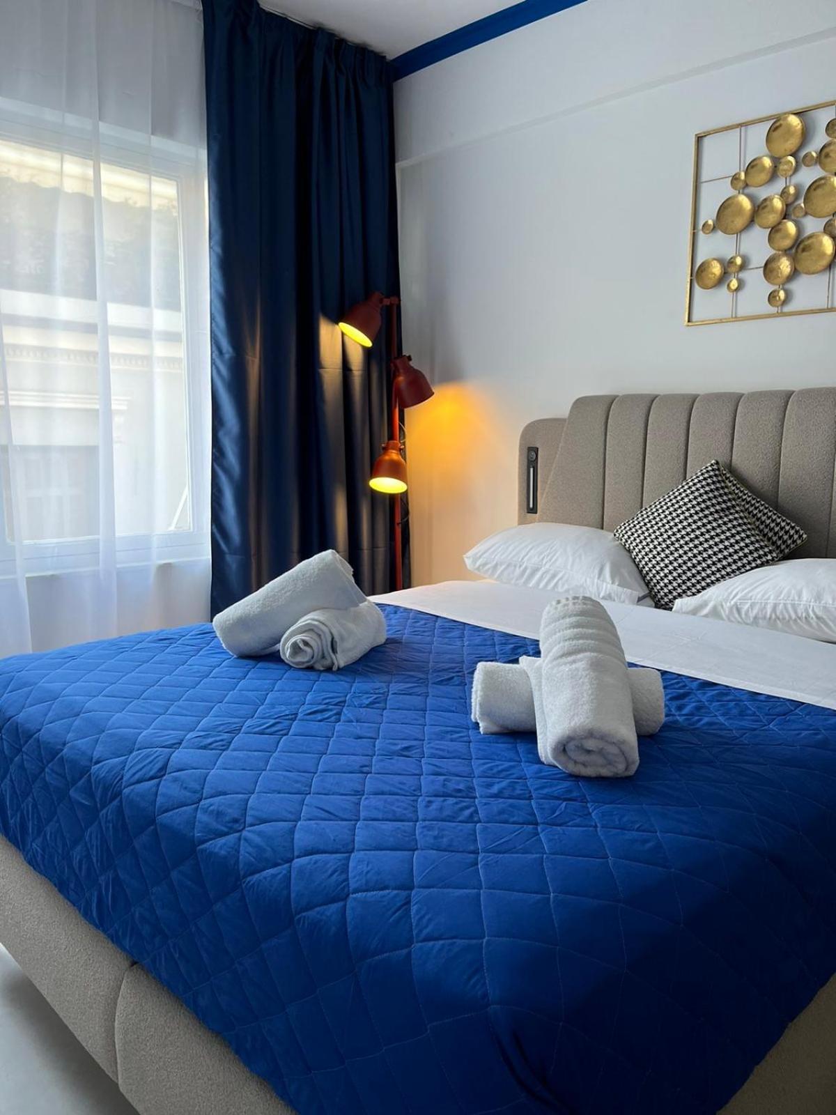 Syntagma Plaka Suite By Zeussuites Αθήνα Εξωτερικό φωτογραφία
